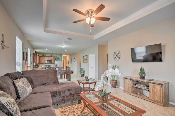 House (3 Bedrooms) | Front of property