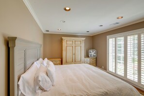 House (6 Bedrooms) | Interior - Pool, Hot Tub & Outdoor Theater: Franklin Retreat (Franklin)