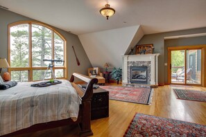 Interior - Dock & Theater Room: Lakefront Alton Bay Retreat! (Alton Bay)