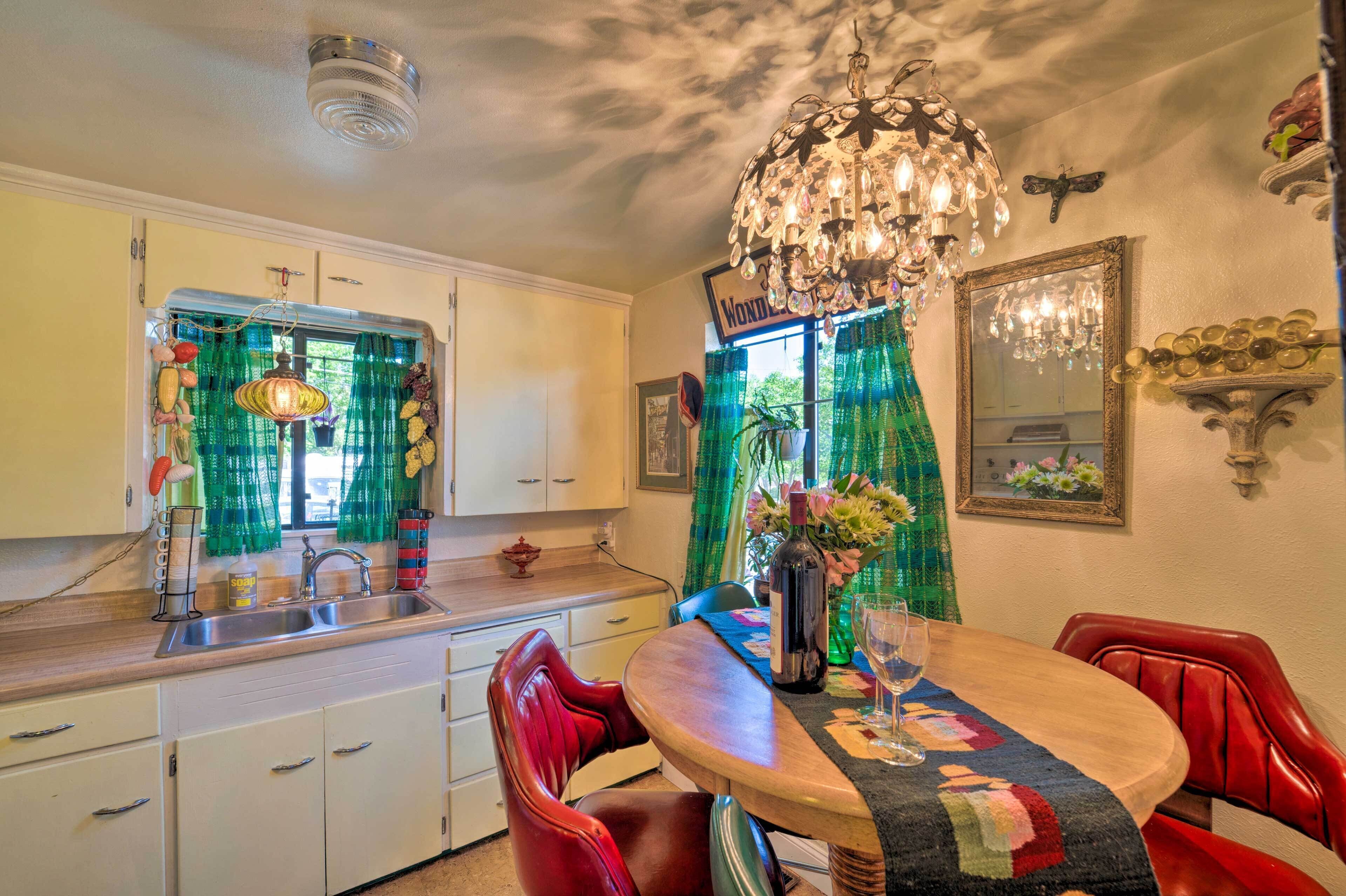 House (2 Bedrooms) | Interior