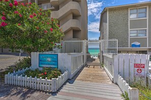 Apartment (3 Bedrooms) | Interior - Bright & Modern Townhome: Steps to Miramar Beach! (Miramar Beach)