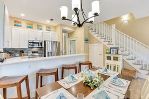 Apartment (3 Bedrooms) | Interior - Bright & Modern Townhome: Steps to Miramar Beach! (Miramar Beach)