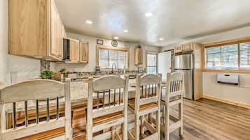 House (1 Bedroom) | Interior