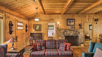 Cottage (3 Bedrooms) | Interior