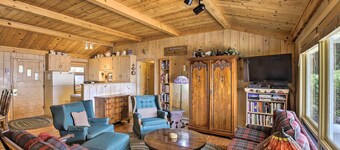 Cozy Baileys Harbor Cottage on Lake Michigan!