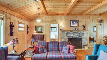 Cottage (3 Bedrooms) | Interior