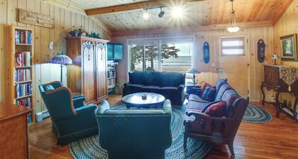 Cozy Baileys Harbor Cottage on Lake Michigan!