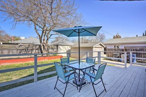 House (2 Bedrooms) | Interior - Pet-friendly Sacramento Home ~ 5 to Downtown! (Sacramento)