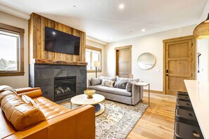TV, fireplace - Winter Park Vacation Rental ~ 4 Mi to Slopes (Winter Park)