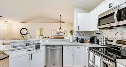 Pet-friendly Naples Vacation Rental w/ Fire Pit!