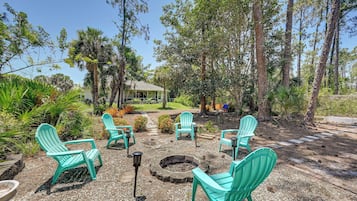 House (3 Bedrooms) | Front of property