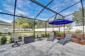 House (4 Bedrooms) | Interior - Pool & Resort Landscaping: Bright Oxford Getaway (Oxford)