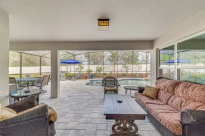 House (4 Bedrooms) | Interior - Pool & Resort Landscaping: Bright Oxford Getaway (Oxford)