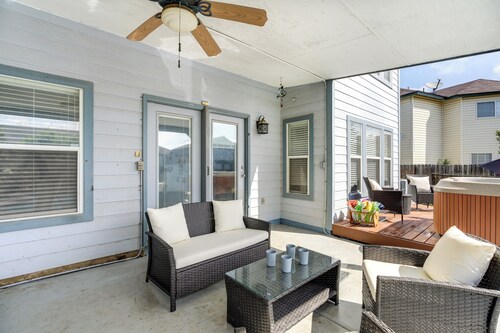 San Antonio Home w/ Private Hot Tub + Pool!