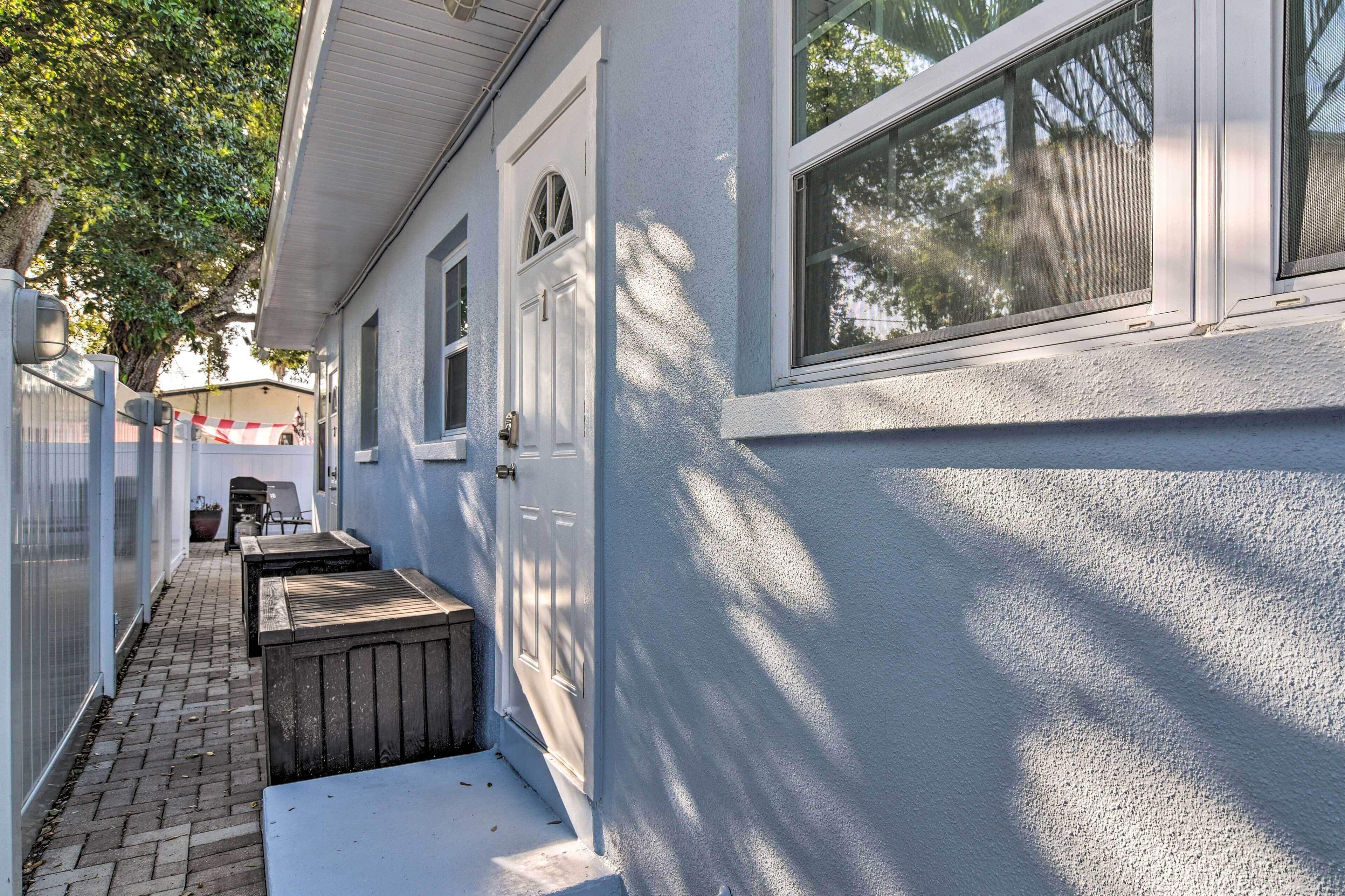 Apartment (1 Bedroom) | Interior