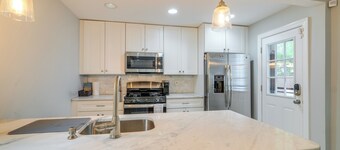 Vacation Rental w/ Yard in Washington, DC, Area