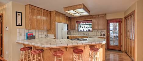 House (3 Bedrooms) | Interior