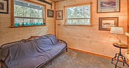 High Lakes Hideaway: La Pine Fishing Cabin!