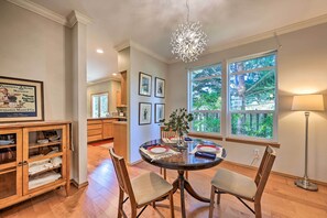 Casa (2 Bedrooms) | Interior