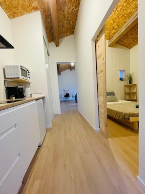 1 camera, Wi-Fi, lenzuola