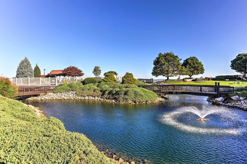 The Shores Condo w/ Beach Access < 2 Mi to Dtwn!