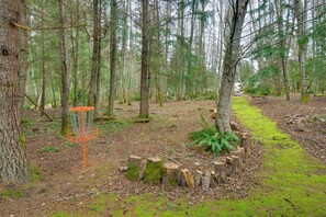 Cottage (2 Bedrooms) | Interior - Central 4-acre Cottage w/ Deck: Walk to Bay! (Bainbridge Island)