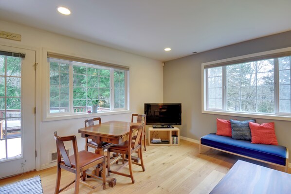 Cottage (2 Bedrooms) | Interior