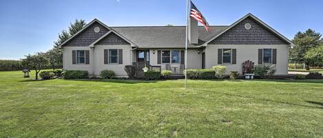 House (3 Bedrooms) | Front of property