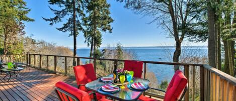 House (3 Bedrooms) | Front of property