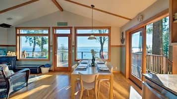 Nhà (3 Bedrooms) | Nội thất