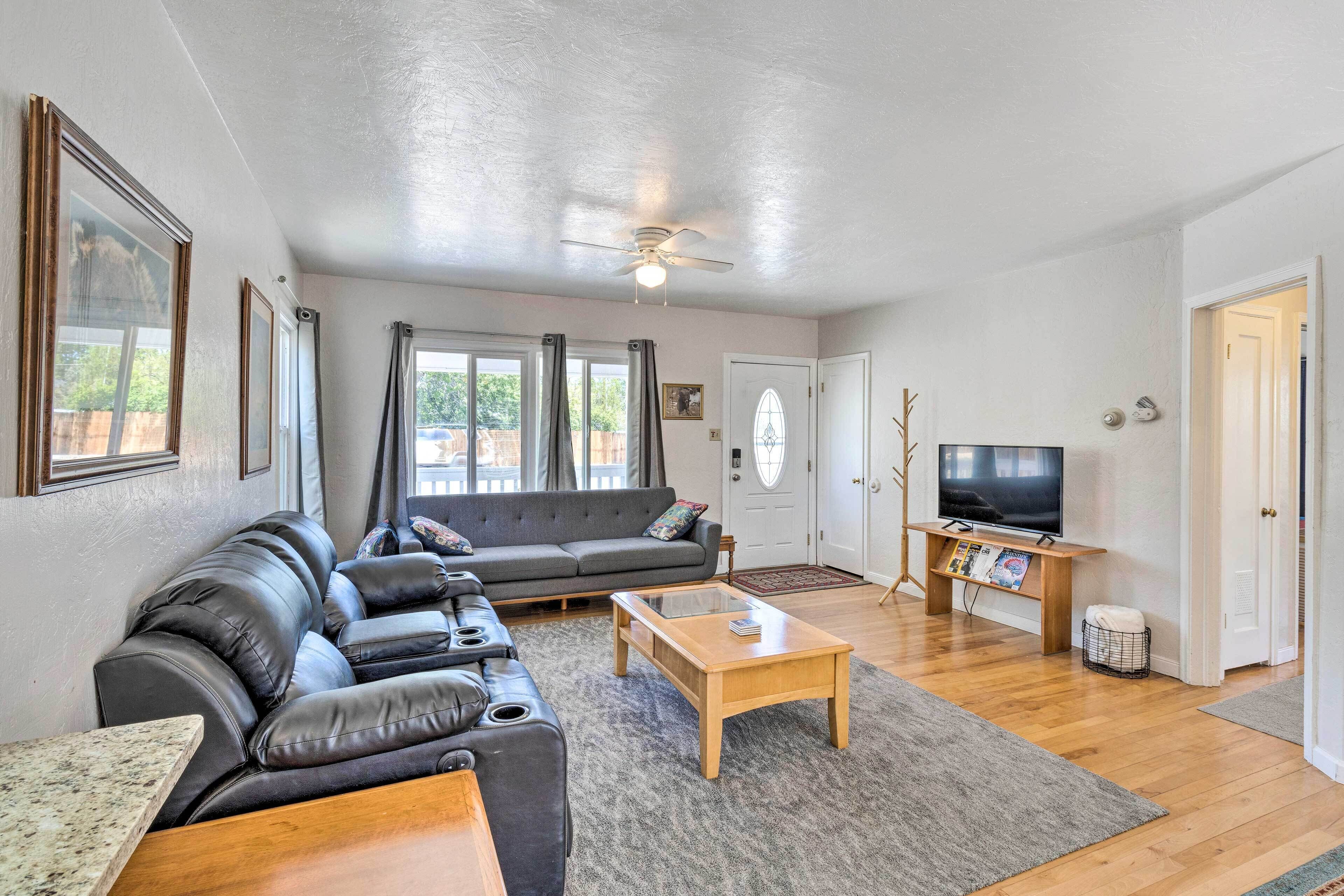 House (2 Bedrooms) | Interior