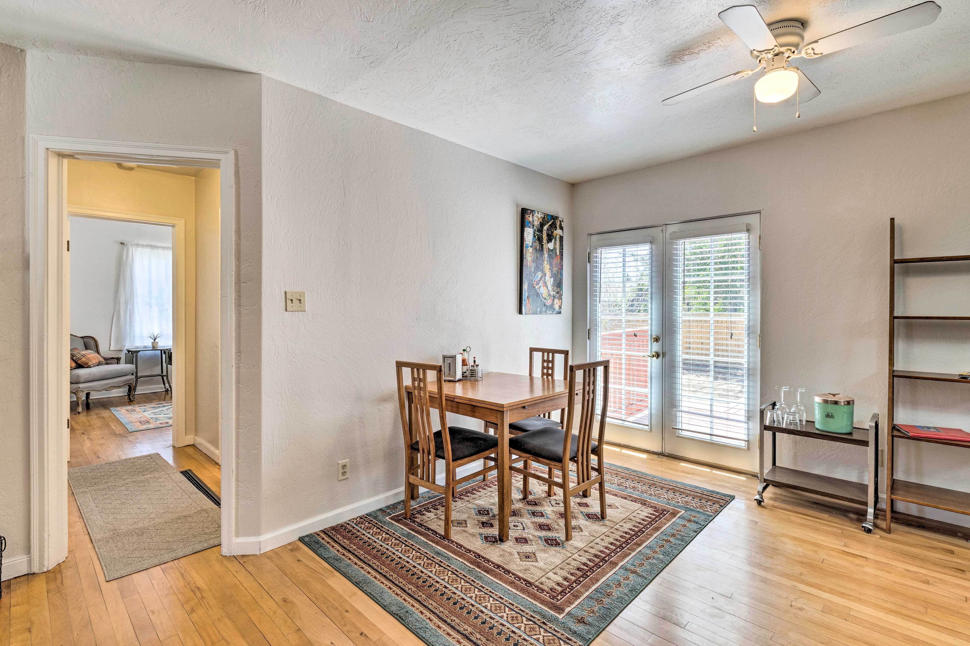 House (2 Bedrooms) | Interior