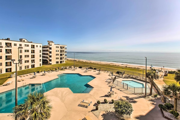 Apartment (3 Bedrooms) | Interior - Indian Beach Resort Condo w/ Atlantic Ocean Views! (Atlantic Beach)