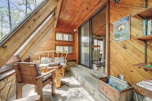 Unwind By Fire! Creekside Whittier Cabin w/ Deck