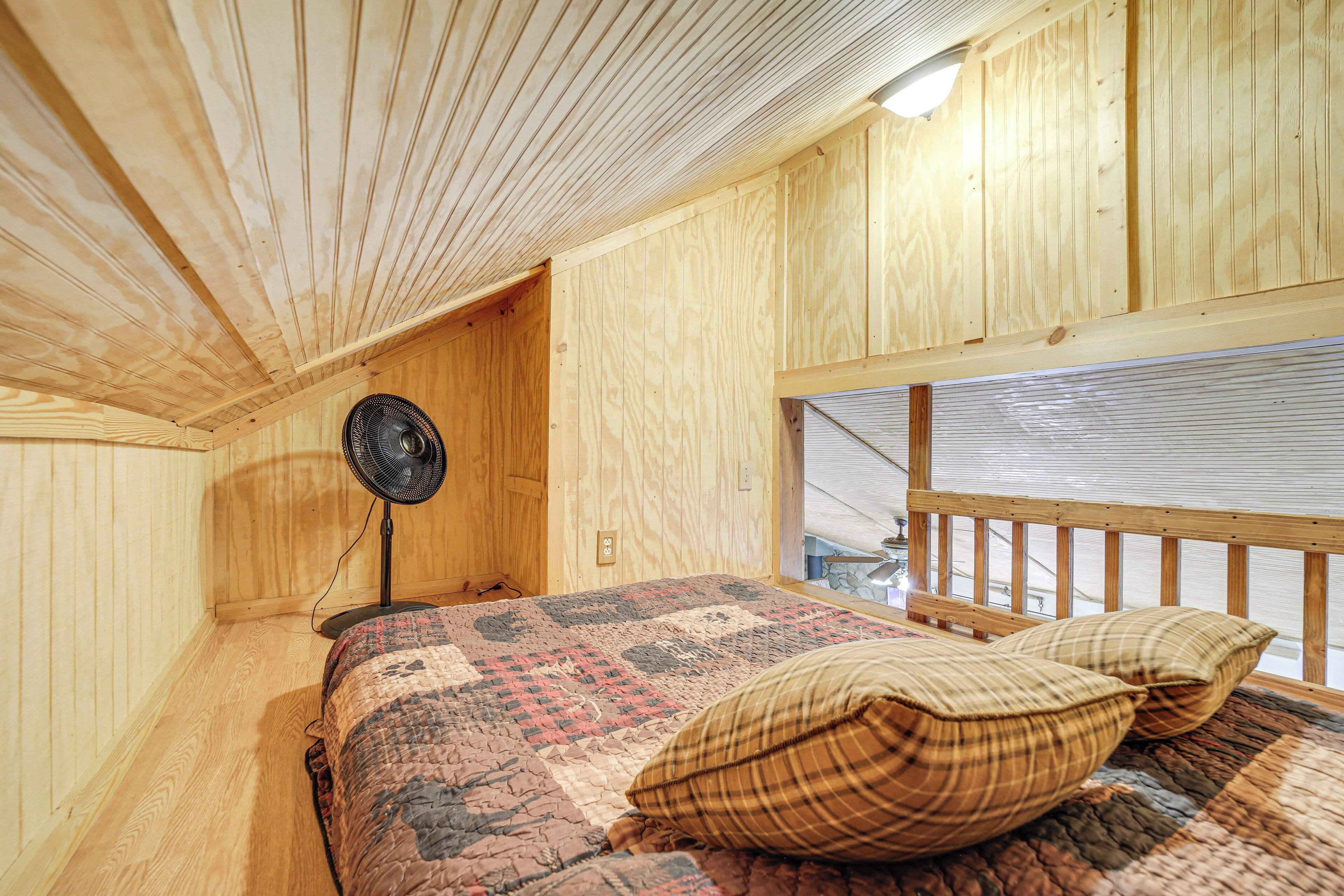 House (2 Bedrooms) | Interior