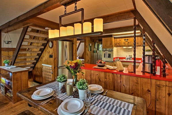 House (2 Bedrooms) | Interior