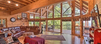 Custom Cabin w/ 12 Acres on Dale Hollow Lake!