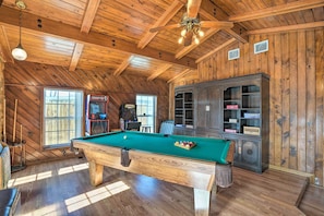 House (4 Bedrooms) | Interior - San Antonio Home w/ Pool, Near Lackland Afb! (San Antonio)