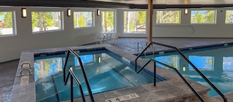 Silverthorne Condo w/ Views ~ 11 Mi to Ski Slopes