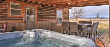 House (4 Bedrooms) | Front of property