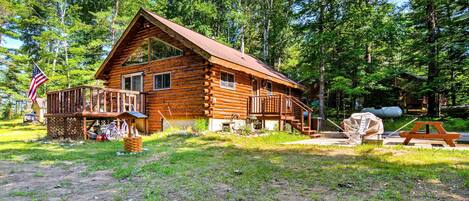 บ้านพัก (2 Bedrooms) | ลานระเบียง/นอกชาน