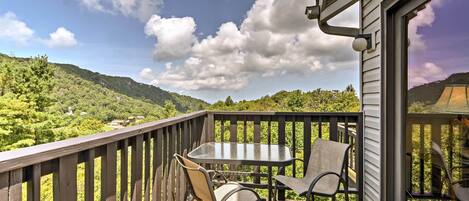 Apartment (2 Bedrooms) | Front of property