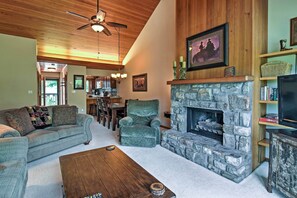 Apartment (2 Bedrooms) | Interior - Beech Mountain Condo w/ Balcony, Walk to Resort! (Banner Elk)