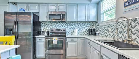 House (3 Bedrooms) | Private kitchen