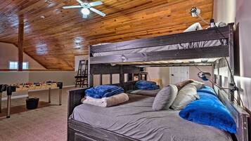 Rumah (4 Bedrooms) | Interior