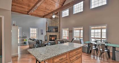 Lakefront Retreat w/ Views, Near Mammoth Cave!