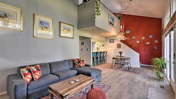 Apartment (0 Bedroom) | Interior