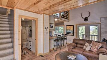House (1 Bedroom) | Interior