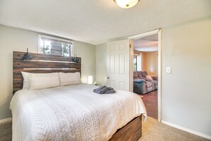 House (3 Bedrooms) | Interior - Half-mi to Marina: Pet-friendly Disney Home (Disney)