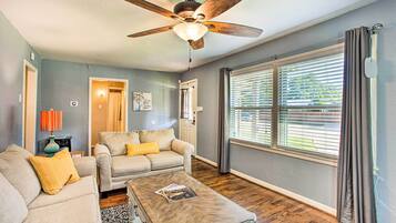 Cottage (2 Bedrooms) | Interior